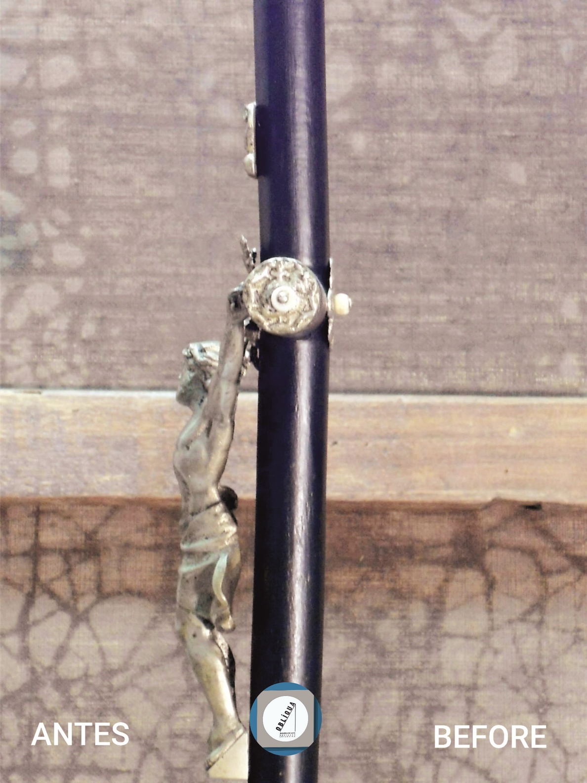 crucifixo com Cristo em metal1.9B5.jpg